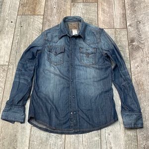 True Religion Jake Distressed Denim Shirt M